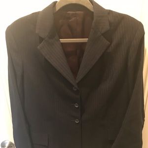 Horse show coat women’s 10/12 size tag is worn off